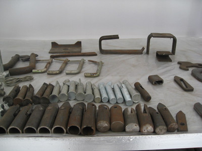Scaffolding Frame Drop Locks 
