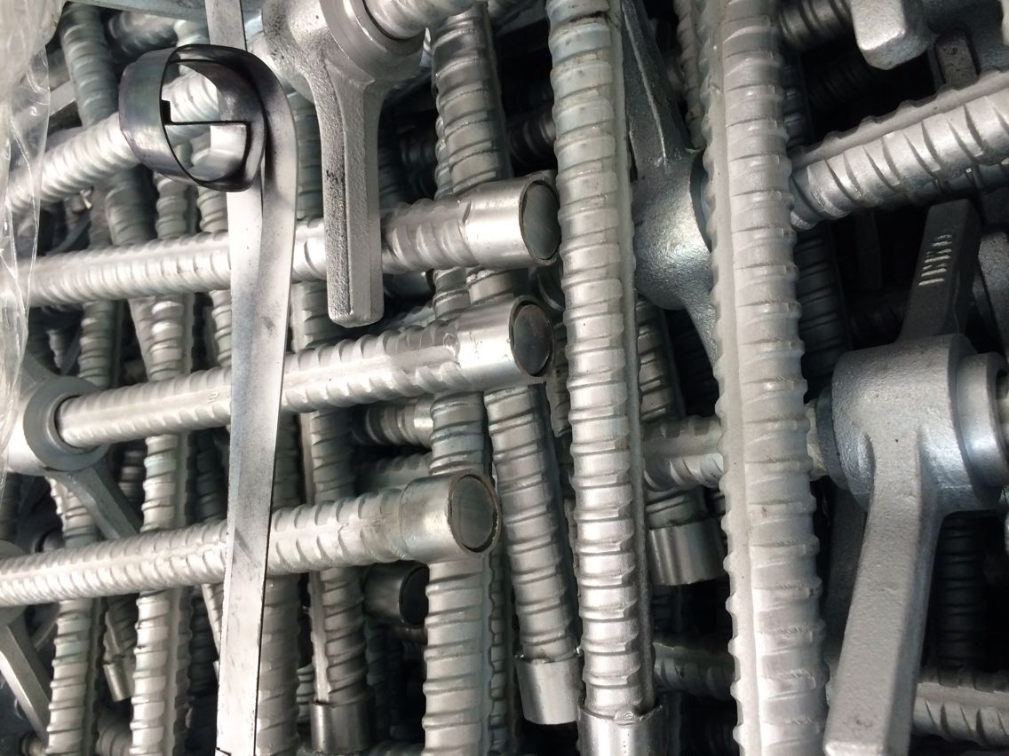 Galvanized Dywidag Jack 1" for Frame Scaffolding