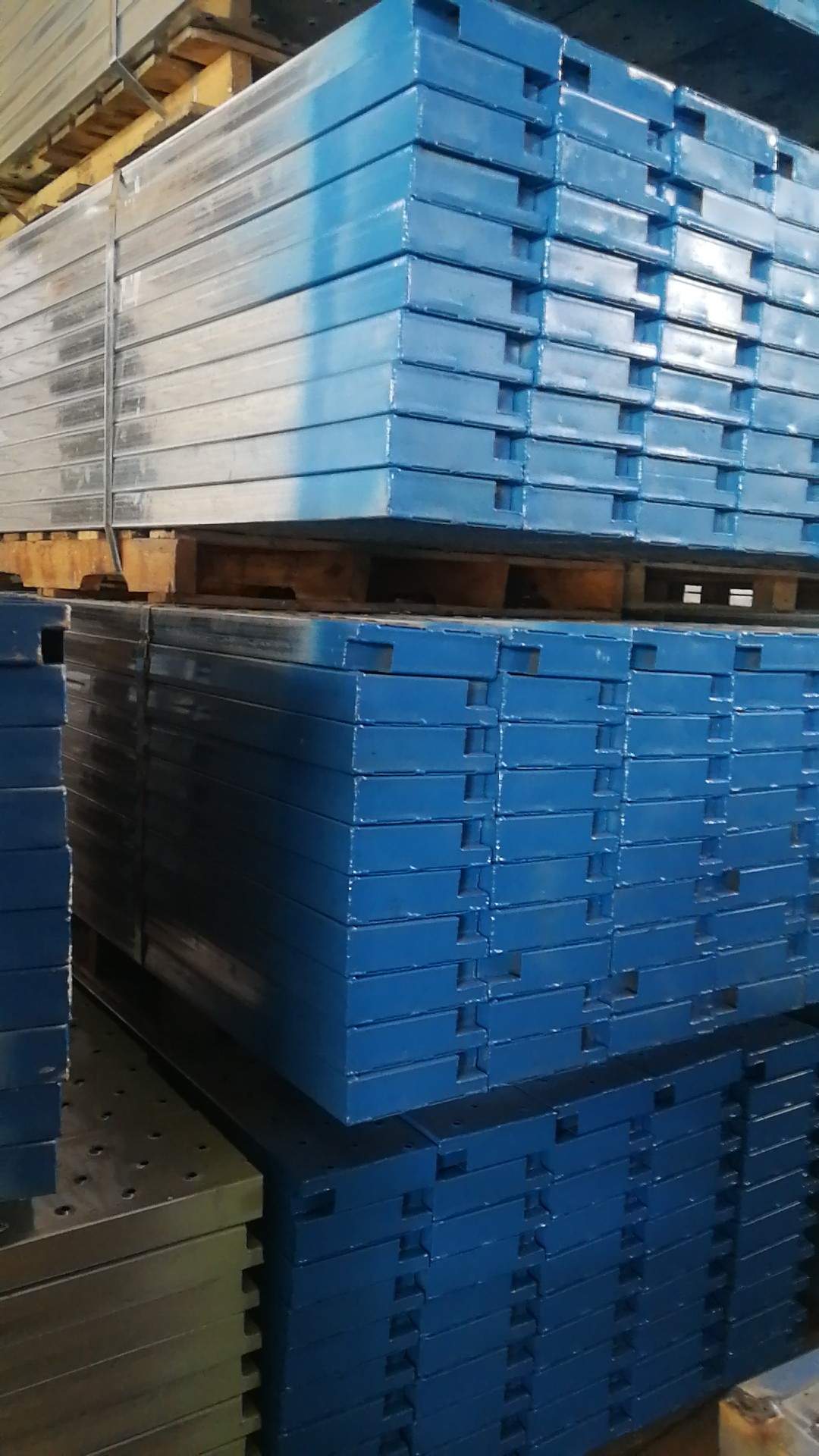 scaffolding metal board