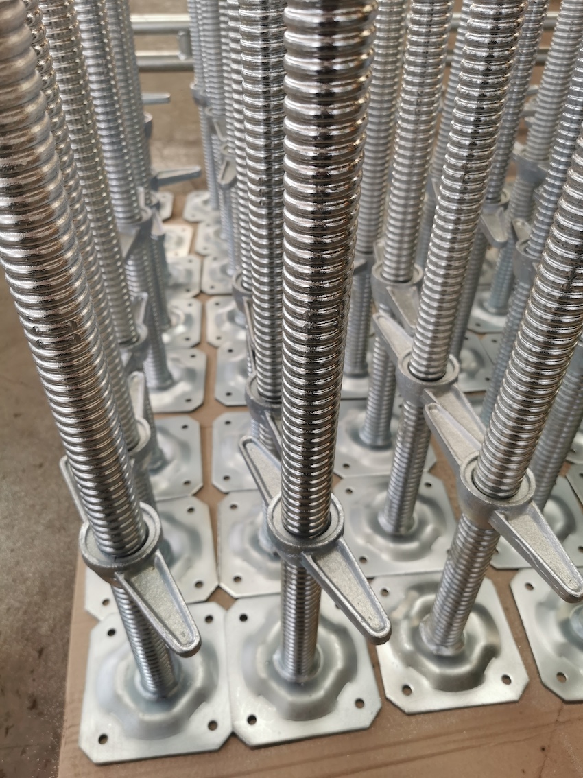 scaffolding base jack